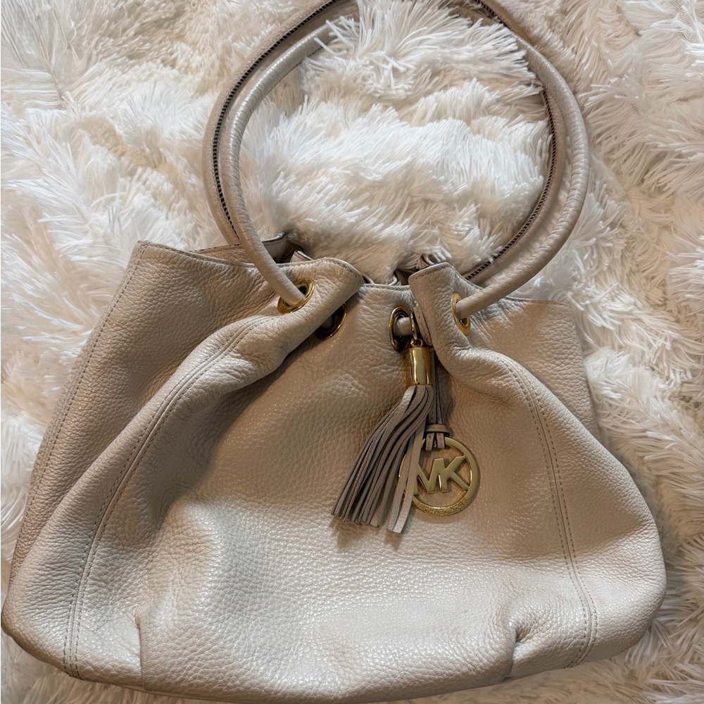 Michael Kors Cream Leather Shoulder Bag